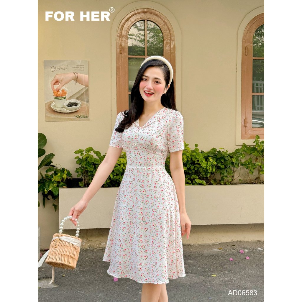 Đầm FOR HER cổ xẻ hoa nhí DA0658