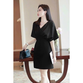 Đầm Nữ Cổ Tim - Đầm Dự Tiệc- Thời Trang Thiết Kê - Váy Nữ Sang Trọng -  Đầm Ngăn Đẹp - Váy Xinh - Đầm đi ăn cưới - Váy.