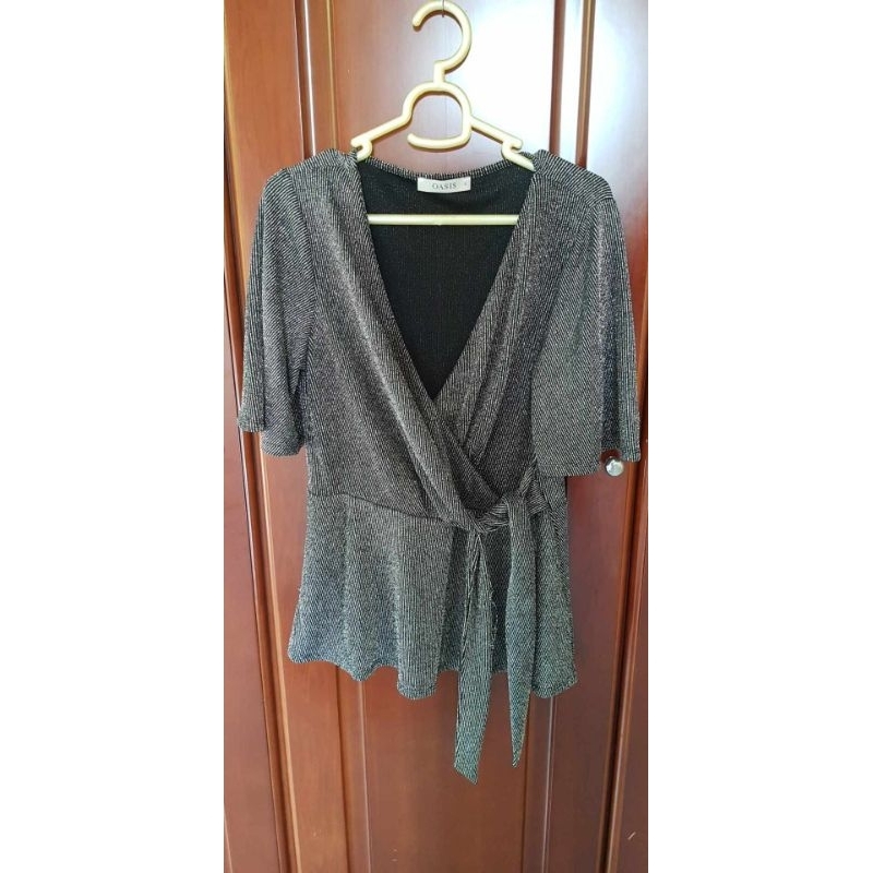 Áo vạt xéo Oasis