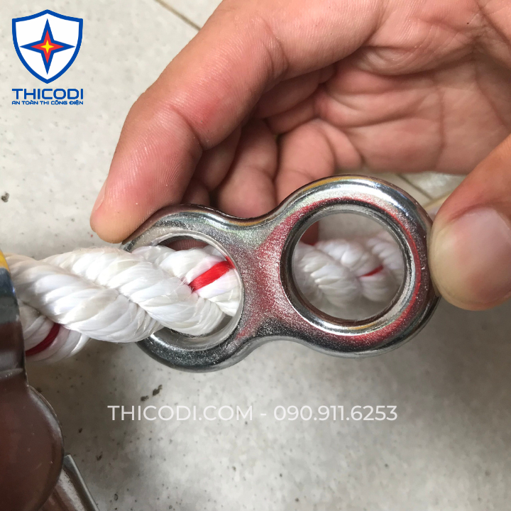 Dây thừng 2 móc xoay có khóa điều chỉnh dài 3 mét  - Dây đai an toàn điện lực EVN bảo hộ lao động