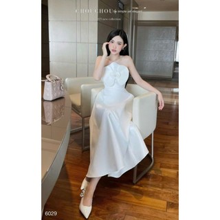 đầm xoè đính hoa ngực