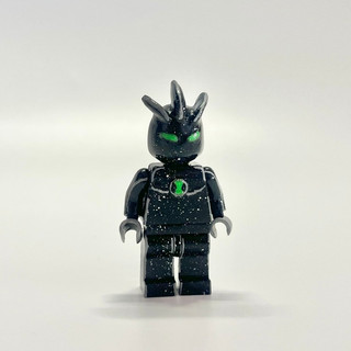 Minifigure Alien X ( Ben 10 ultimate alien toys )