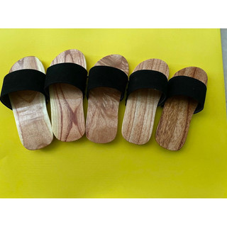 Guốc eo bé nhung đen