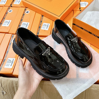 Giày lười nữ Prada mác bạc cực xinh, moca nữ da mềm mũi tròn, giày loafer nữ đế cao 4cm fullbox