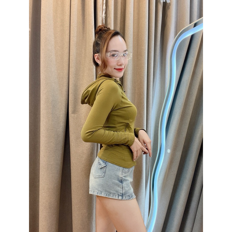 [36-65kg] Áo Khoác Thể Thao Nữ Form Lỡ Ôm Body Mẫu Mới [Có Nón L23]. Áo Khoác Nữ Tập Gym, Yoga | BigBuy360 - bigbuy360.vn