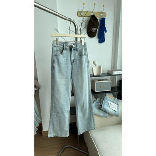 Q458 - quần jeans trơn co giãn ống suông có loe nhẹ