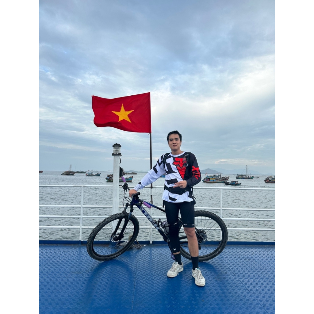 Quần Redikick Combat Compression Pants Legging lệch bên chơi Bóng đá Bóng rổ Bóng chuyền Tennis Gym