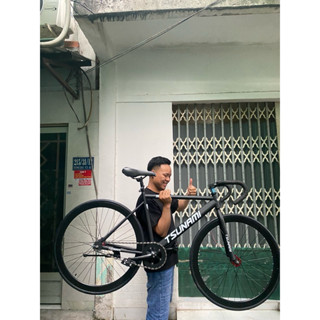 Xe đạp thể thao fixed gear & single speed tsunami đen nhám bánh đen ( kèm strap và đồ lắp)