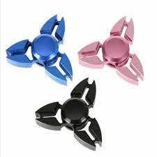 Đồ chơi con quay 3 cánh Spinner