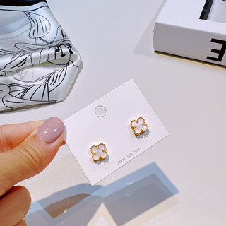 Bông tai cỏ 4 lá 1cm