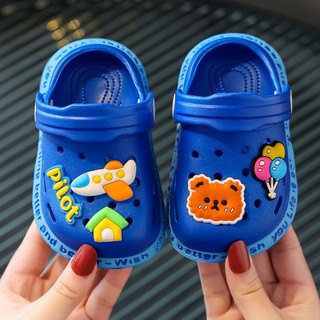 Dép sục cho bé chống trượt