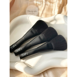 Cọ trang điểm NARS - phủ phấn hoặc má hồng