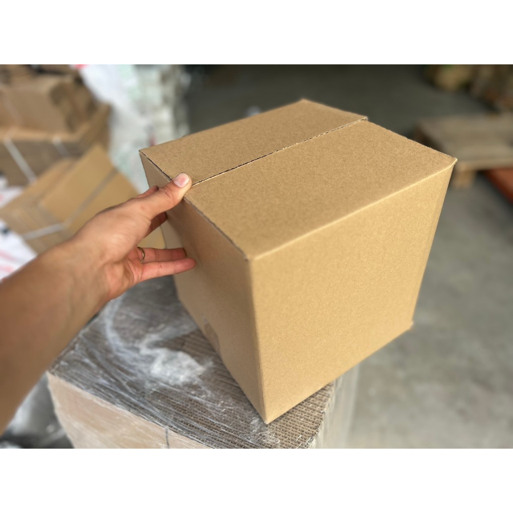 50 hộp carton size 25x22x20