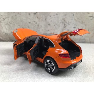 Mô hình xe Porsche MACAN 1:32