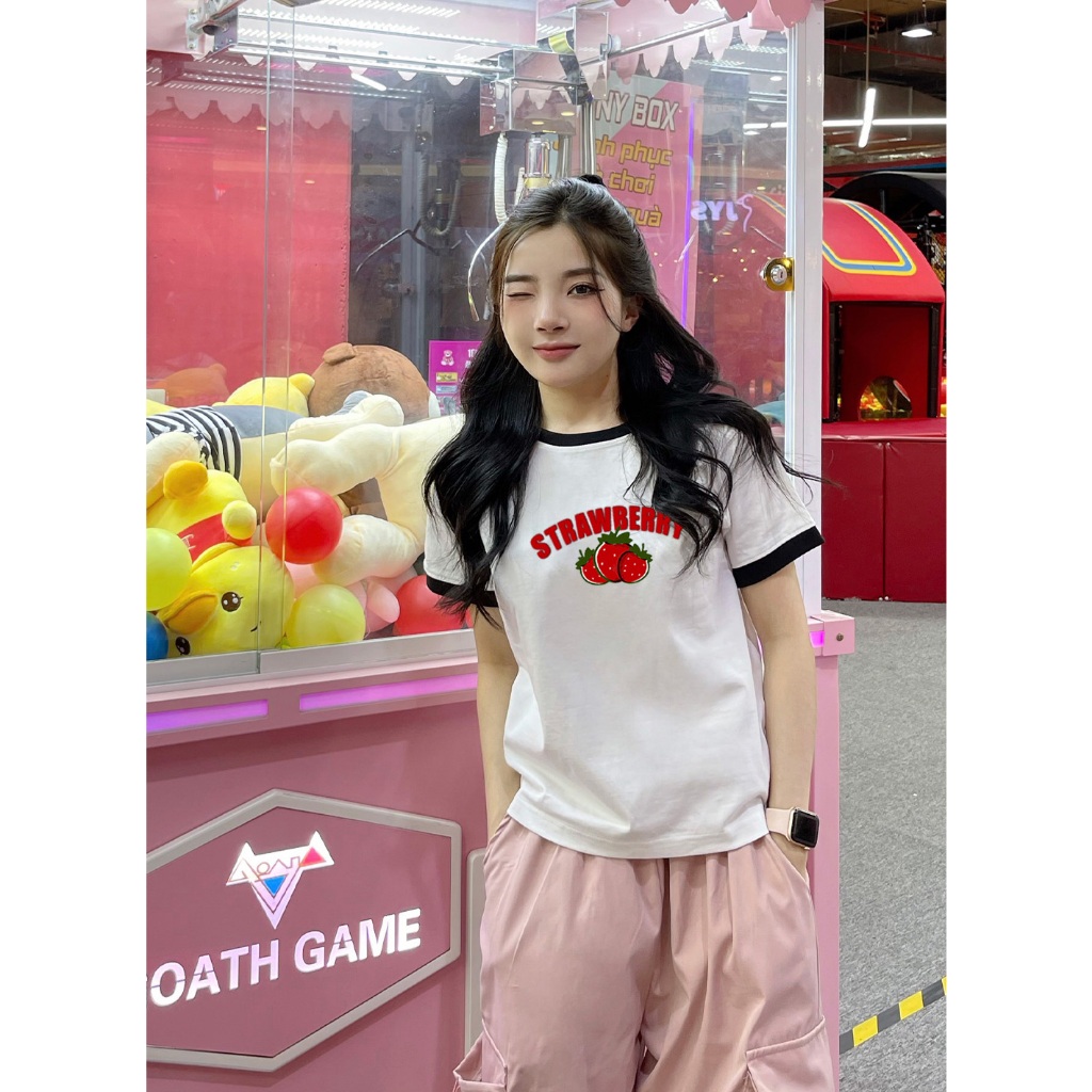 Áo thun Baby Tee tay lỡ STRAWBERRY unisex phông Nam Nữ | Local Brand Mi Midori