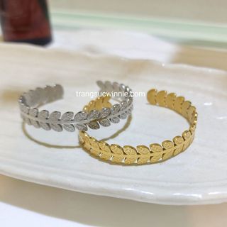 Vòng tay nữ titan Cuff leaf