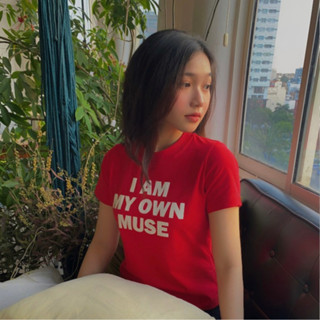  Áo thun babytee WEAR WHAT YOU NEED i am my own muse baby tee đỏ   đen cotton 250GSM 