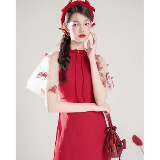 Áo dài đỏ đô lily store, áo dài cách tân nhung tay lửng đính nút kèm quần suông đen hàng thiết kế đủ size.