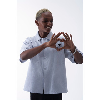 HEART BOXY SHIRT ( ÁO SƠ MI TAY NGẮN TRICH CLUB)