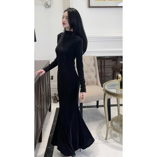 Váy nhũ đuôi cá dài tay Eclipse Clothing