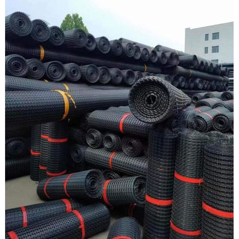 Lưới nhựa dẻo nguyên sinh khổ 1,5mx50m rào trang trại,sân vườn,khu chăn nuôi,làm chuồng trại.decor trang trí