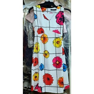 Đầm Warehouse Floral Print Dress