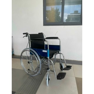 (HỎA TỐC HCM) Xe lăn có bô vệ sinh, có thắng tay
