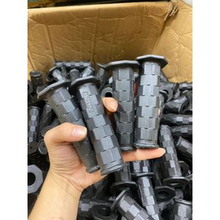 Tay cầm cho mọi dòng xe (tay nắm daytona) (CÓ MÃ MIỄN PHÍ VẬN CHUYỂN)
