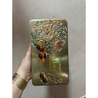 HỘP 300gr SÔ CÔ LA HẠNH NHÂN