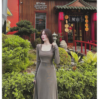 VÁY LEN MIDI CỔ VUÔNG ĐAN