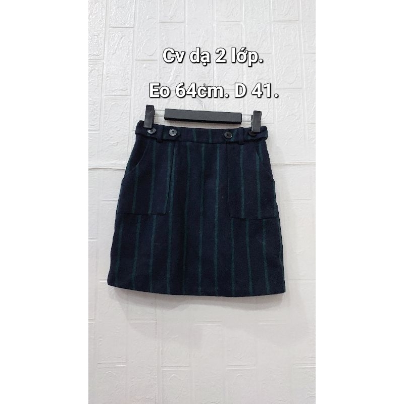 Chân váy dạ 2 lớp nữ eo 64cm, dài 41cm và eo 68cm.