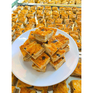 Bánh Bông Tuyết Chà Bông Trứng Muối, Vị dâu, Healthy, Ít ngọt, ăn kiêng,loại 1, Ăn vặt Bếp Nhà Bống, kèm hộp quà tết