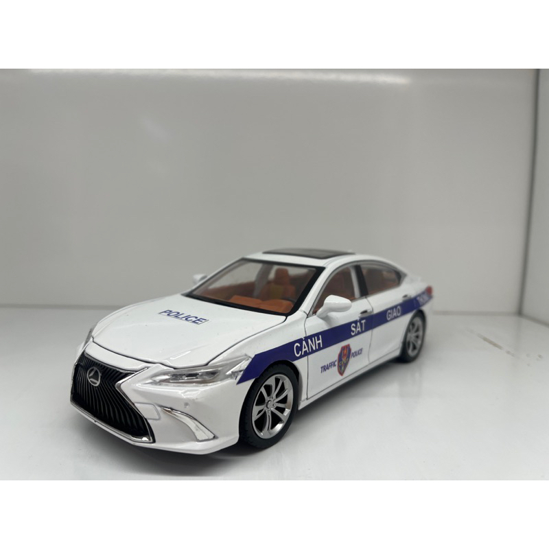 Xe csgt 4 chỗ LX Ex300 tỉ lệ 1/24