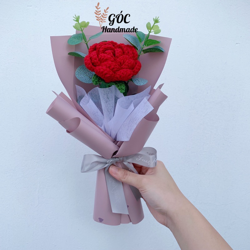 Bó hoa hồng len 1 bông (ib chọn màu)