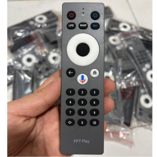 (KHIỂN GIỌNG NÓI GIÁ RẺ 99K) Điều khiển đầu thu FPT Playbox 650 Kèm Giọng Nói Hàng Chính hãng Bh Mới