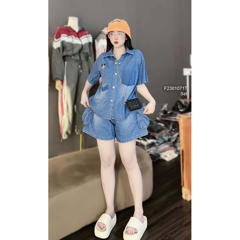 Set bộ sơ mi jean áo sơmi tay ngắn in hình chữ phối quần short năng động! TMT House