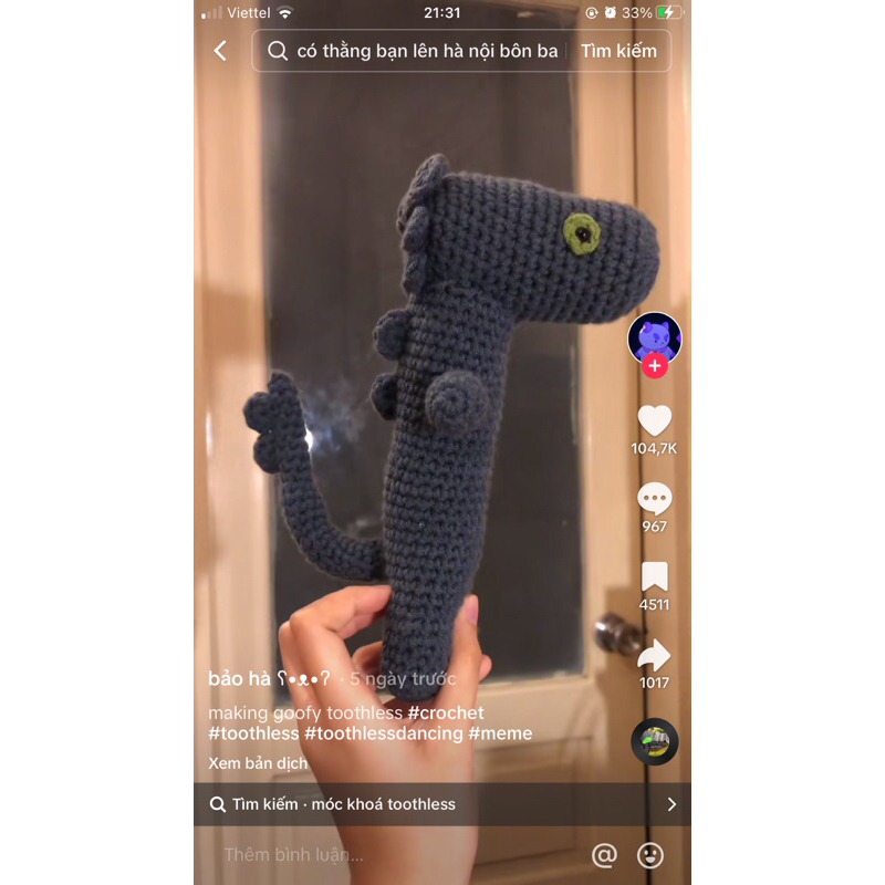 móc khoá rồng đen vô tri