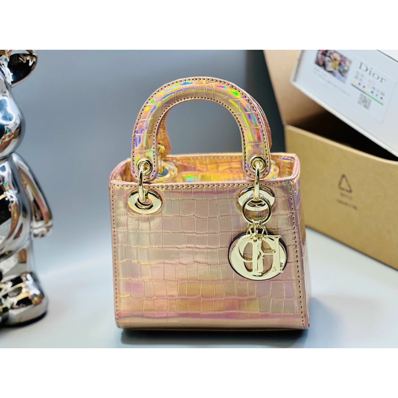 Túi xách la dy ánh xà cừ