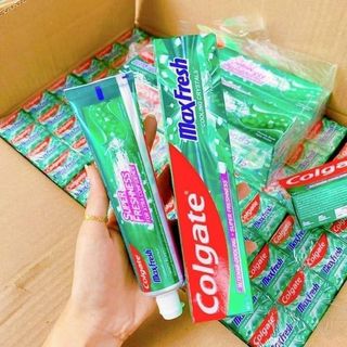 kem đánh răng Colgate Max Fresh Thái lan 160g