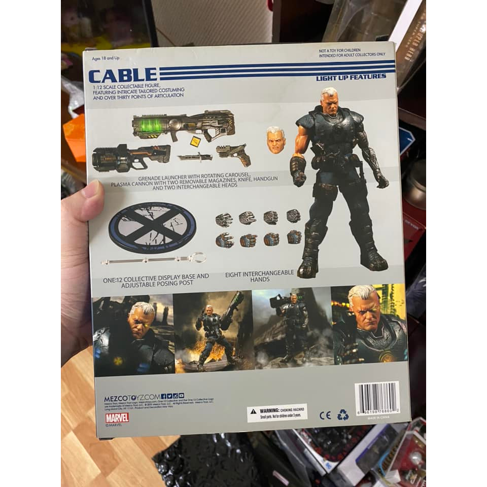 Mô hình MEZCO Cable