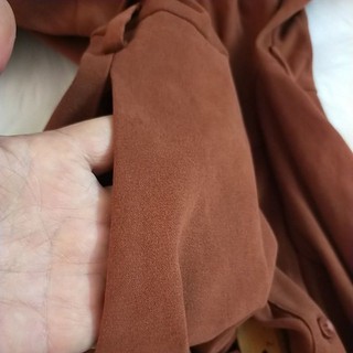 Đầm sơ mi hiệu Betu