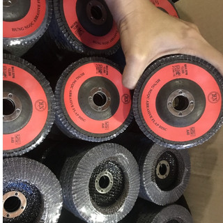 Nhám xếp Hưng Ngọc nắp lưới ( 1 thùng 300 viên)