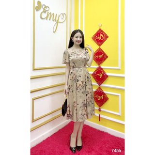 Đầm Công Sở EMY Cao Cấp Trung Niên Dáng Xoè Cổ Lục Giác Tay Ngắn, Thiết Kế Dự Tiệc Hoa Lụa Vân Pháp EM7456