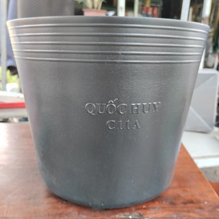 Chậu nhựa đen c11a