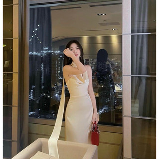 Đầm yếm cổ đổ