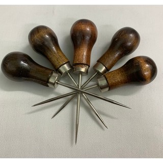 Dùi. Dụng cụ may vá