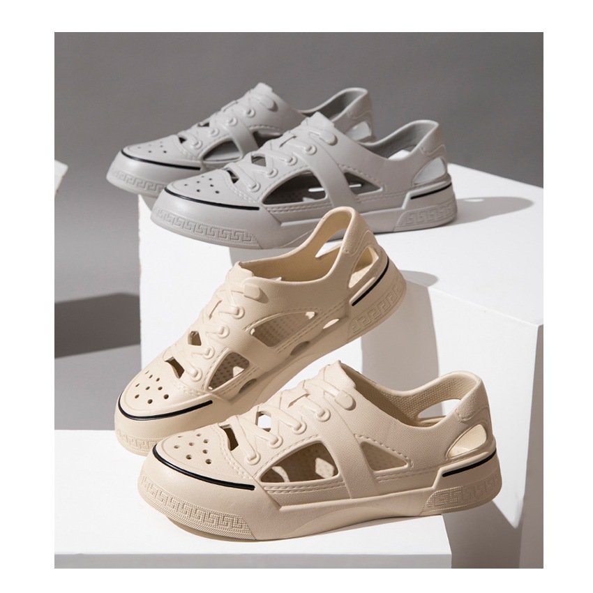 Giày nhựa NATIVE siêu nhẹ, siêu thoáng khí, chất liệu EVA mềm êm nhẹ chống thấm nước