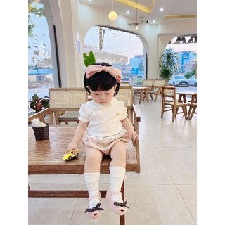 Giày nhựa thơm mini melissa jason