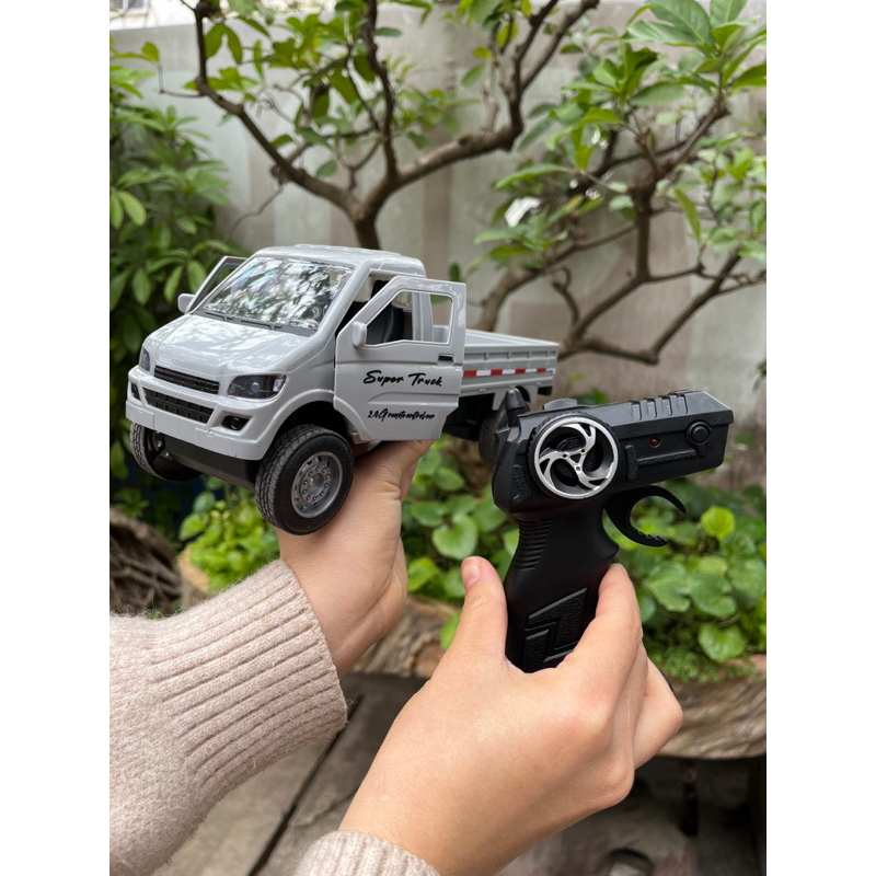 Xe tải chở hàng minivan 1:16, điều khiển từ xa, mở được cửa xe