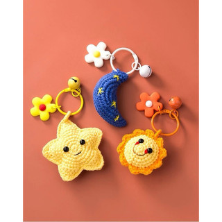 Móc khoá đôi Handmade, ngôi sao và mặt trăng bằng len thủ công